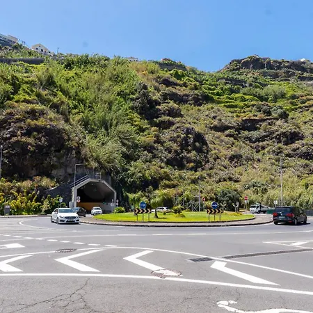 Sea N' Sun Ribeira Brava By Lovelystay *