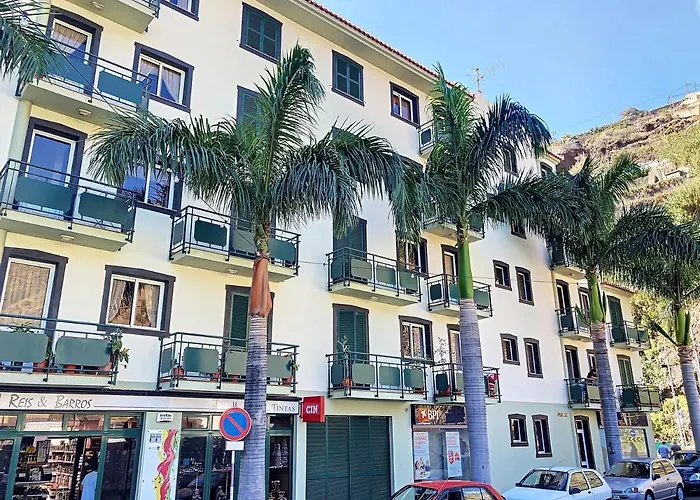 Sea N' Sun By Lovelystay Apartament *