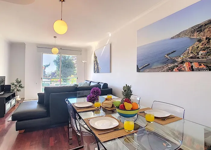 Sea N' Sun By Lovelystay *